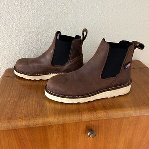 Danner Women’s Bull Run Chelsea Boot